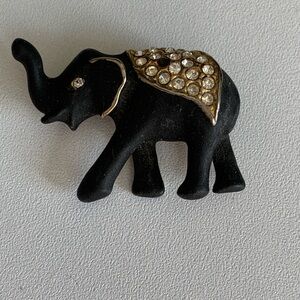 Elegant Black Elephant Brooch with Rhinestone Accents